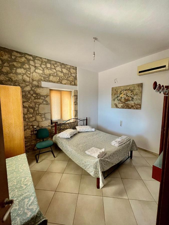 Villa Katerina'S Rest Stone Ηouse à Khárakas Extérieur photo